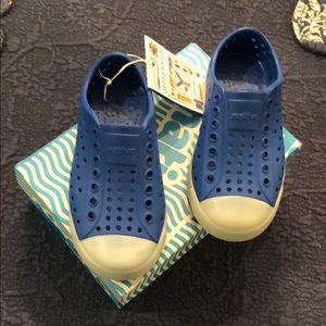 NWT Native Shoes, size 9. Blue